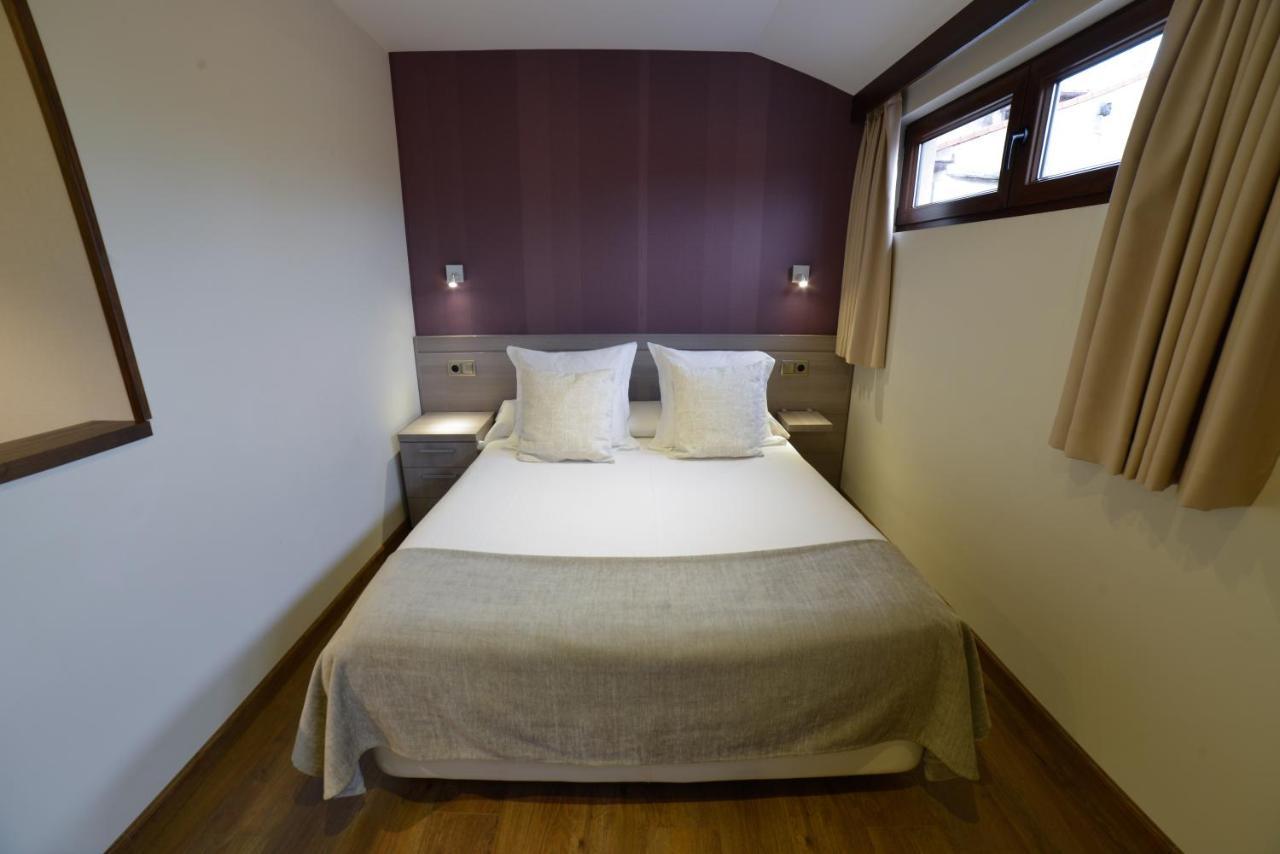 Apartamentos Turisticos Llanes Bagian luar foto