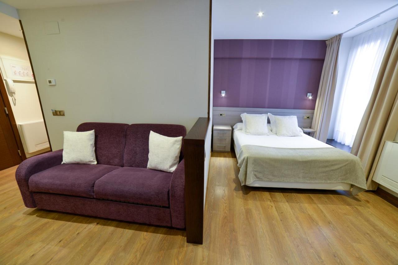 Apartamentos Turisticos Llanes Bagian luar foto